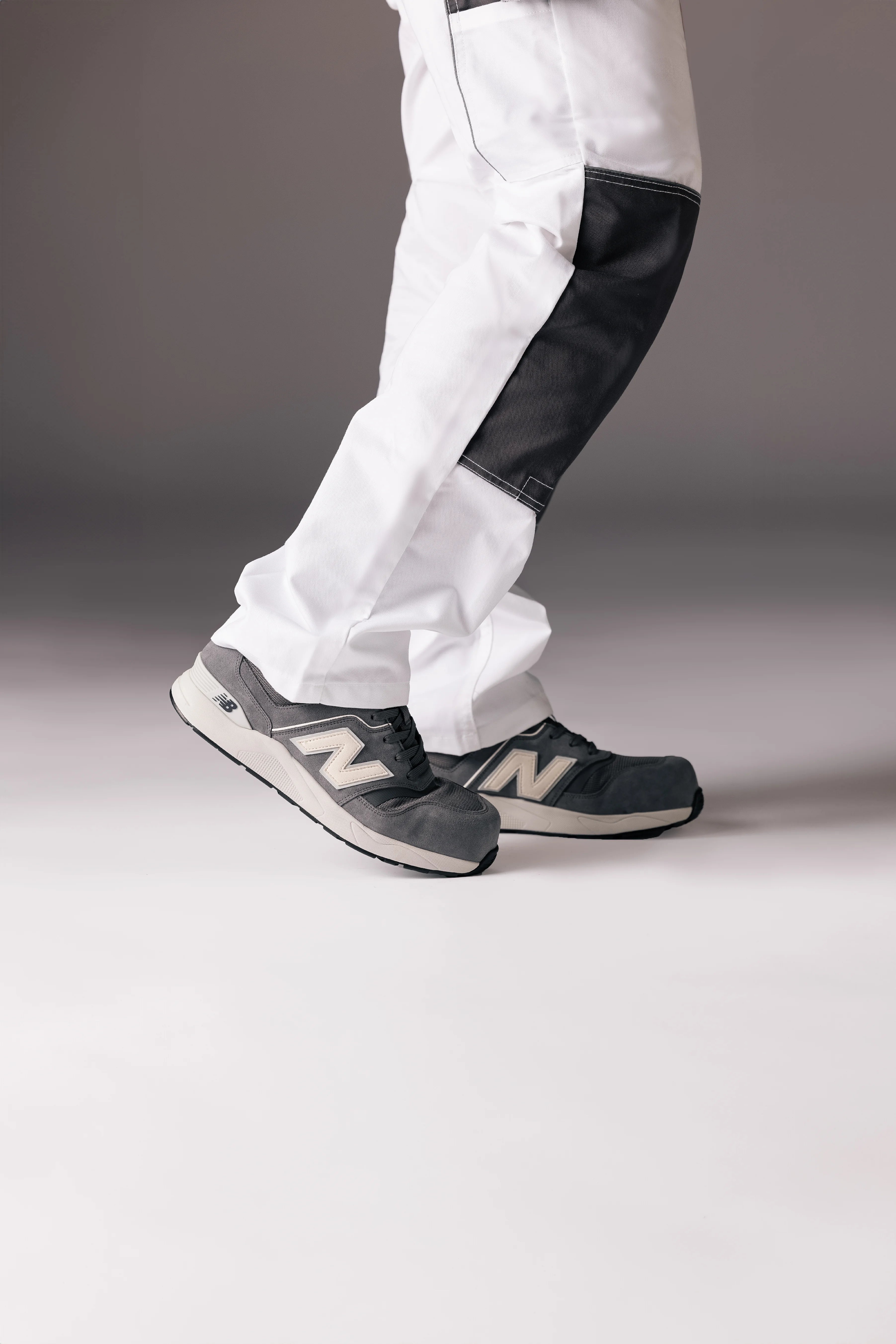 New Balance Elite Lite Mens Safety Shoes S1 PL HRO FO SC SR Grey/white (8)