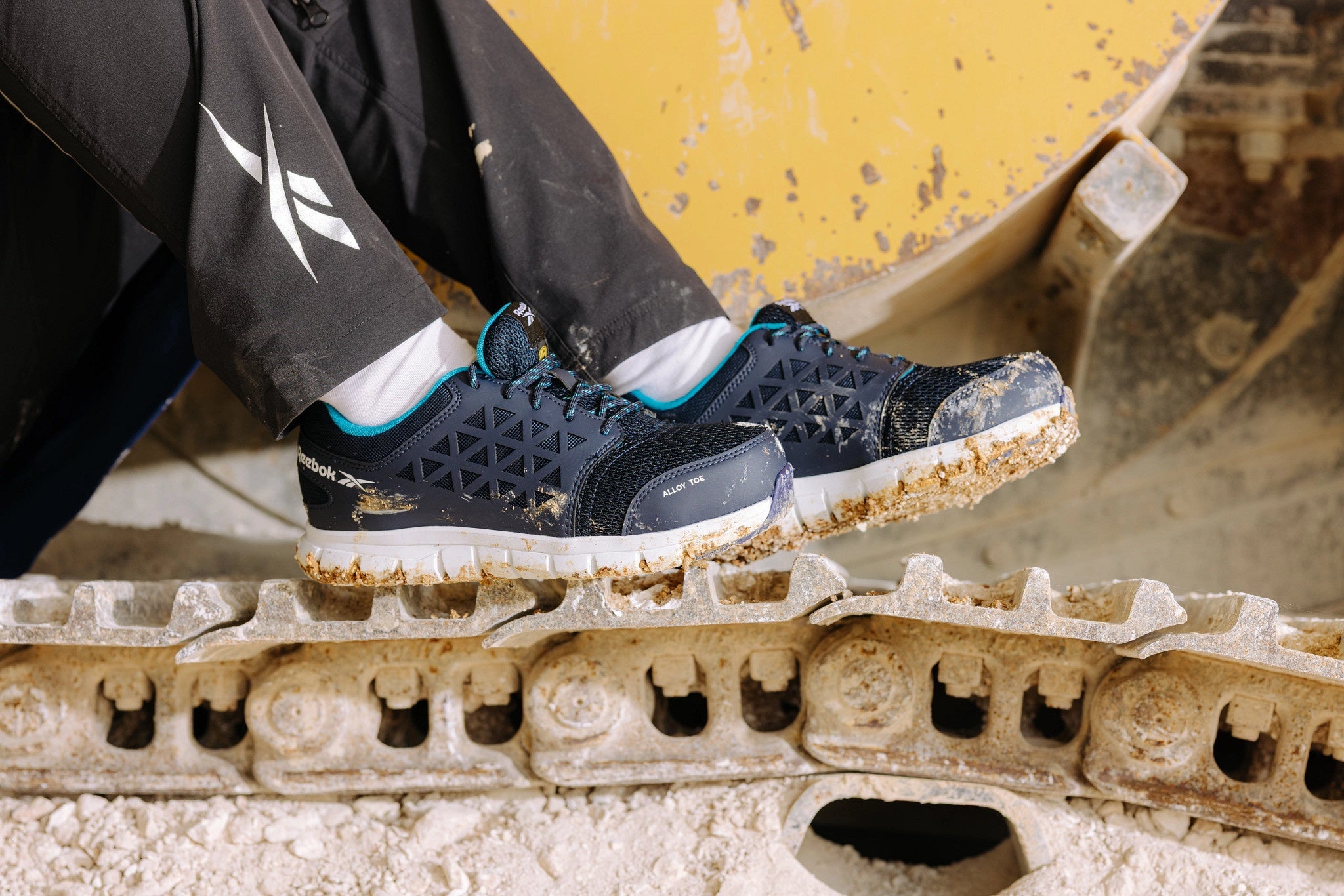 Reebok Excel Light Safety Shoes S1P, Navy (6)