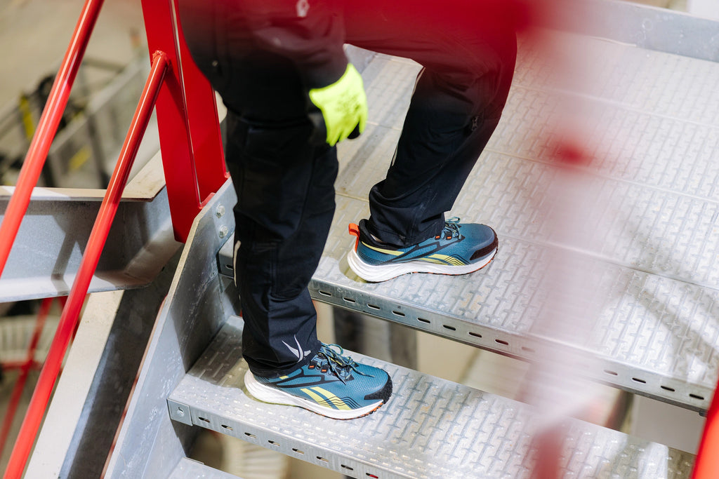 Reebok FE4 Adventure Safety Shoes S1PS, Blue (9)