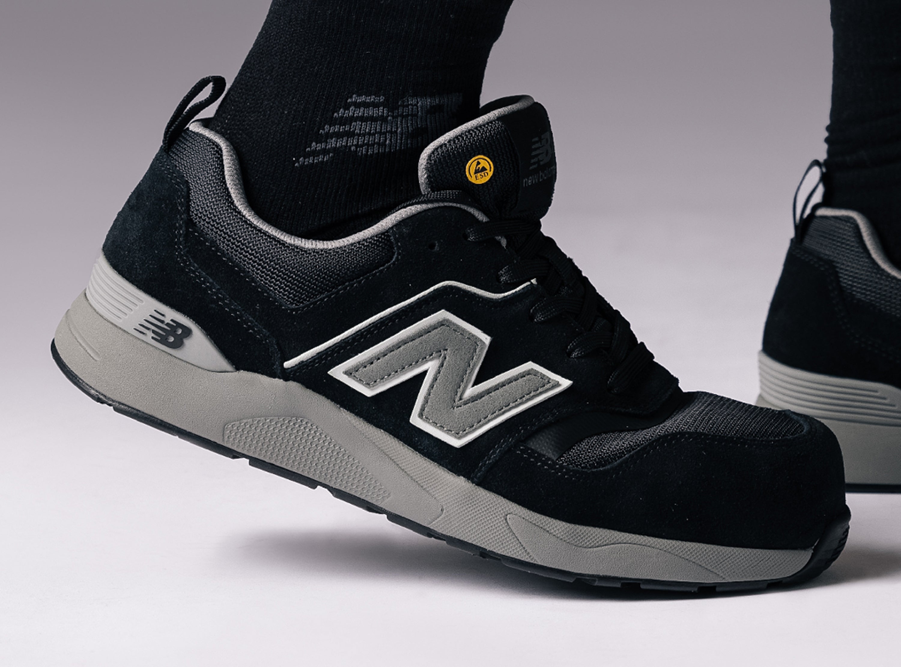New Balance Elite Lite Mens Safety Shoes S1 PL HRO FO SC SR Black/grey (13)